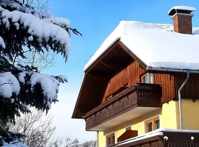 Haus Untermuehle شقة